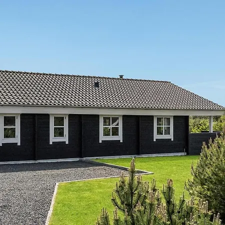 2 Bedroom Amazing In Skjern