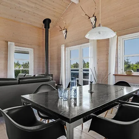 2 Bedroom Amazing In Skjern